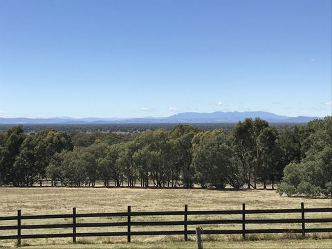 Warby Cottage - Renee 3