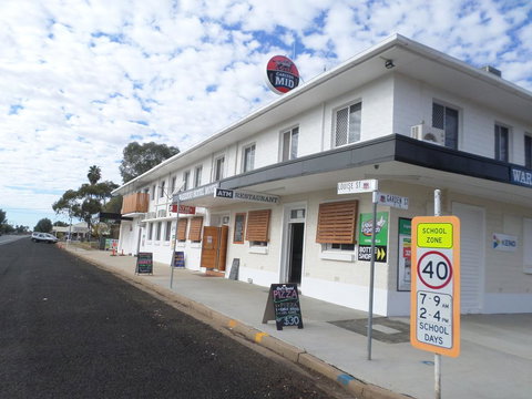 Warrego Hotel Motel Cunnamulla - Swimm 3