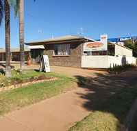 Warrego Motel - Renee