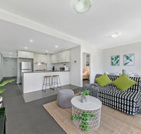 WARRICK FRAM 3 BEDS APT FREE PARKING WALK TO WESTFIELD CLOSE TO HOSPITAL NWF003 - Qld Realsetate