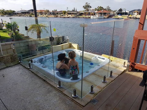 Waterside Resort Style - Renee 3