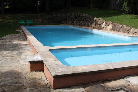 Waterview Gosford Motor Inn - Swimm 3