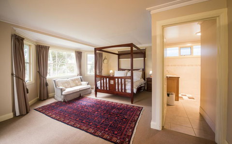 Wattle Grove Homestead Bed & Breakfast - Internet Find 2