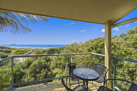 Waves At Sapphire - Renee 3