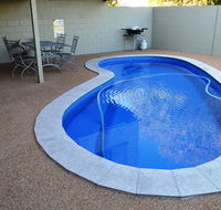Welcome Home Motel Rockhampton - Internet Find