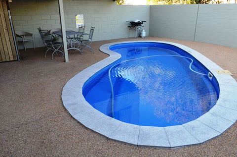 Welcome Home Motel Rockhampton - Renee 0