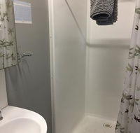 Wellshot Hotel - Internet Find