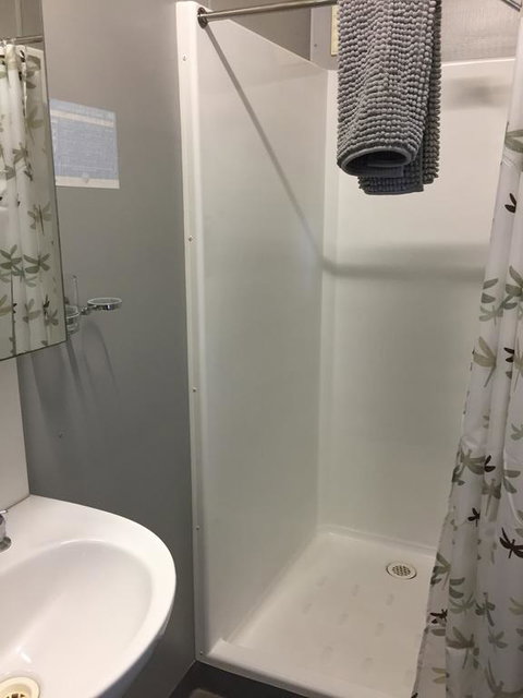 Wellshot Hotel - Internet Find 0