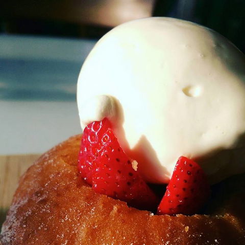 OP 81 Café - Internet Find 0