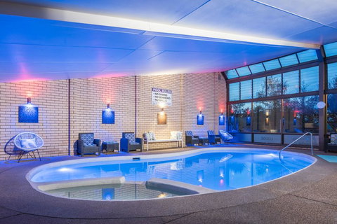 West End Motor Lodge - Qld Realsetate 2