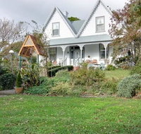 Westella Colonial BB Accommodation - Renee