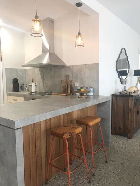 Weston Farm Seaside Stay - Renee 3