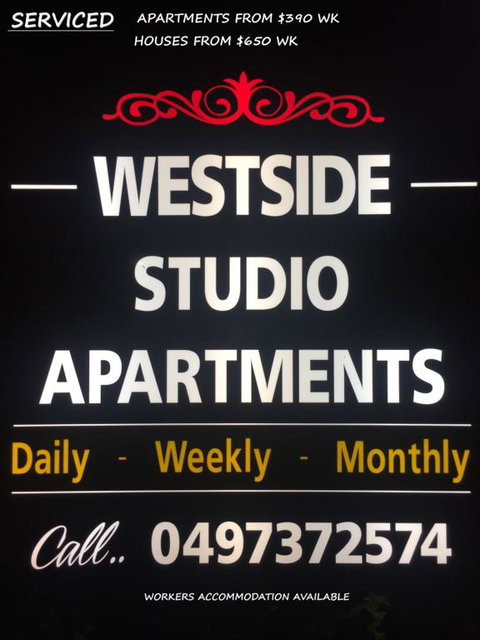 Westside Studio Apartments - Swimm 3