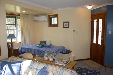 Whiskey Gully Wines - Internet Find 1