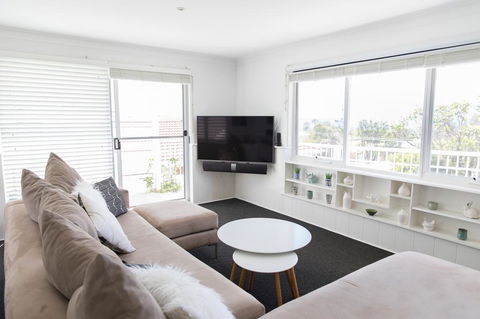 White Beach Cottage - Renee 3