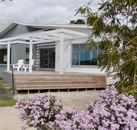 WHITE SHELLS HOLIDAY RENTAL - Renee