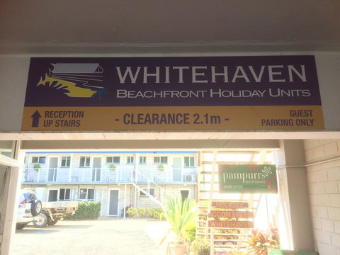 Whitehaven Beachfront Holiday Units - Swimm 1