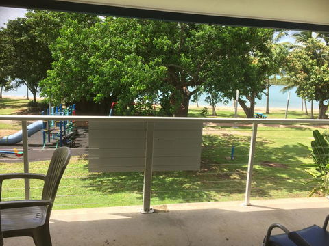 Whitehaven Beachfront Holiday Units - Internet Find 3