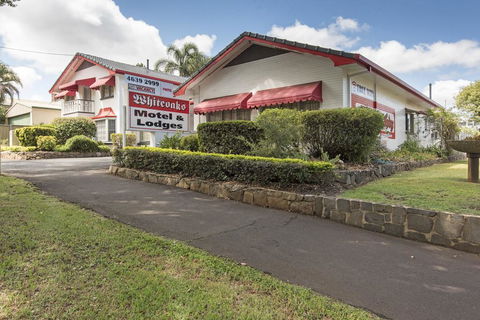 Whiteoaks Motel & Lodges - Petrol Stations 0