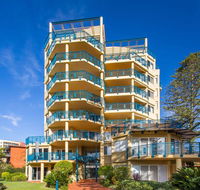 Whitesands 501 - Main Beach Location - Renee