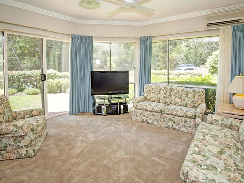 Whitesands G1 - Qld Realsetate 0