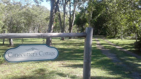 Whitsunday Cane Cutters Cottage - Internet Find 1