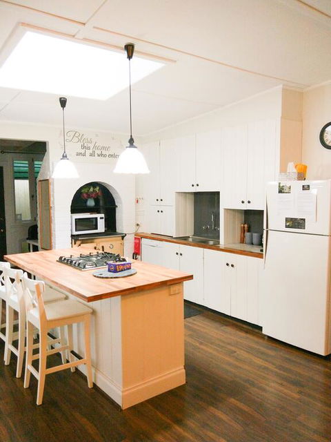 Wildflower Cottage - Renee 3