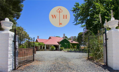 Wilsford House - Renee 0