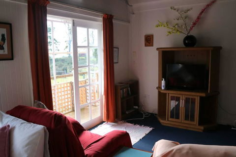 Wind Song Mountain Retreat - Renee 0