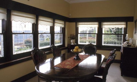 Windradyne Boutique Bed & Breakfast - Renee 1