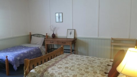 Windswept Country Retreat - Internet Find 1