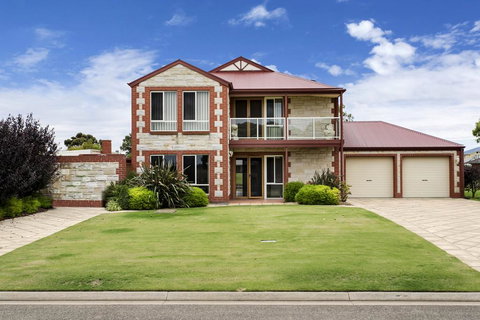 Windy's At Wellington - Swimm 0