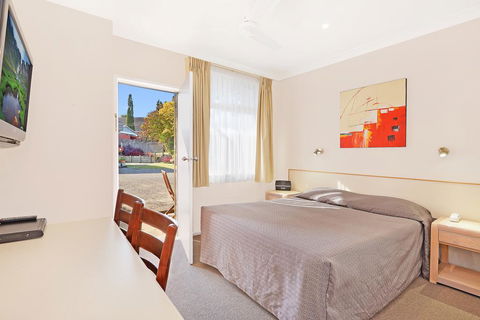 Wingham Motel - Internet Find 0