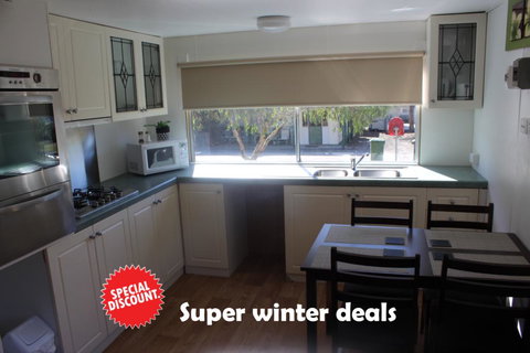 Wonky Stables Holiday Park - Internet Find 0