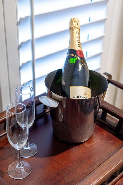 Woodford Gardens - Internet Find 3