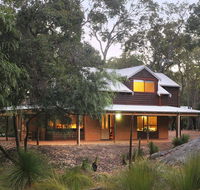 Woodstone Goanna Cottage - Renee