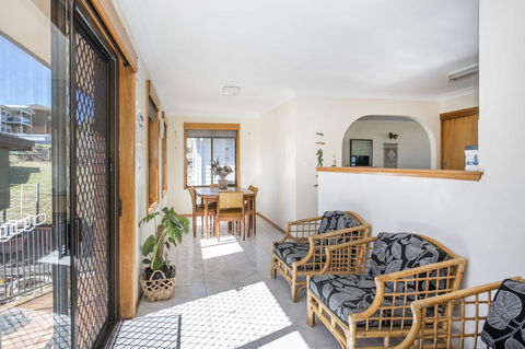 Wooroonga Crescent 9 Kioloa NSW 2539 - Renee 2