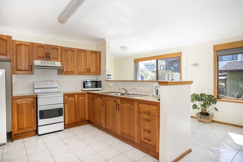 Wooroonga Crescent 9 Kioloa NSW 2539 - Renee 1