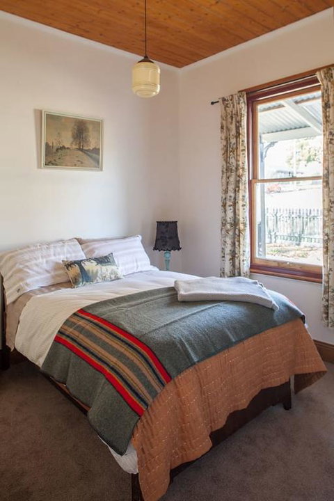 Wormwood House - Renee 3