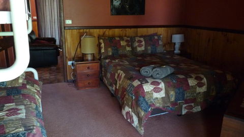 Wrenwood Chalets - Renee 1