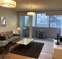 Wyndel Apartments North Sydney - Pacific - Renee