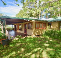 Wyndella Retreat - Internet Find