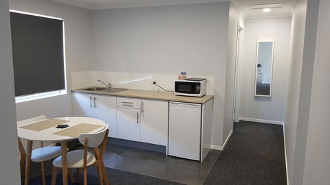 Wynnum Anchor Motel - Renee 3