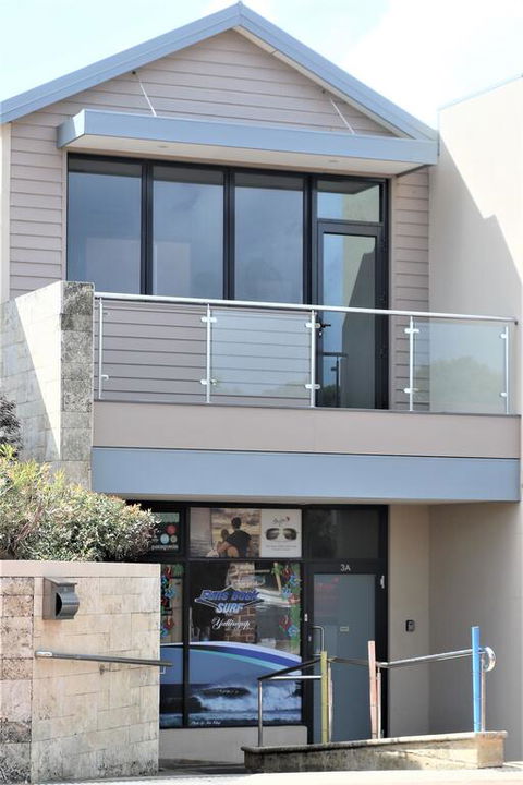 Yallingup Beach Resort - Petrol Stations 3