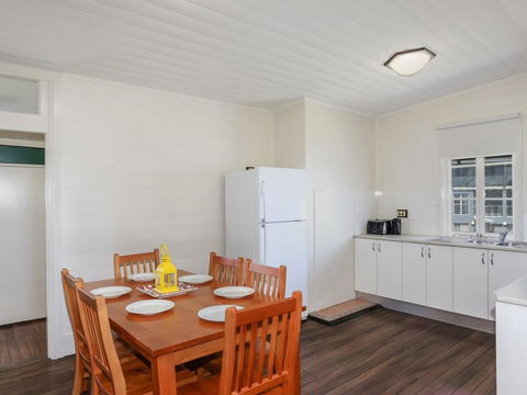 Yamba Pilot Cottage 2 - Pets Welcome - Close To Beach - Renee 2