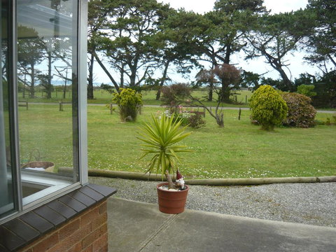 Yanakie Holiday House - Swimm 0