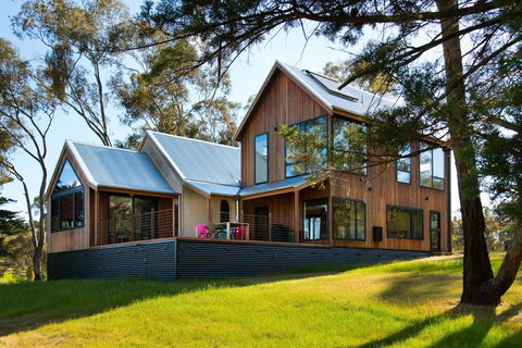 Yandoit Church - Renee 1