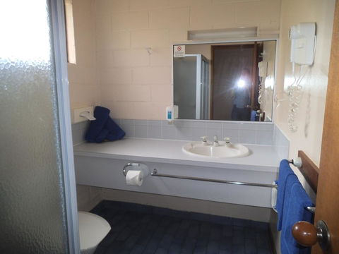 Yarragon Motel - Internet Find 0