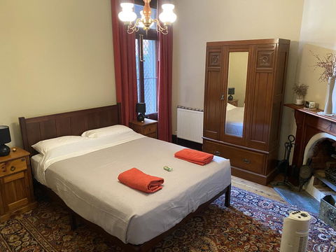 Yass Central B&B - Qld Realsetate 0