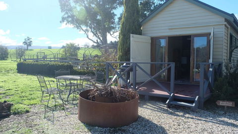 Yea Wood Duck Cabin - Qld Realsetate 1